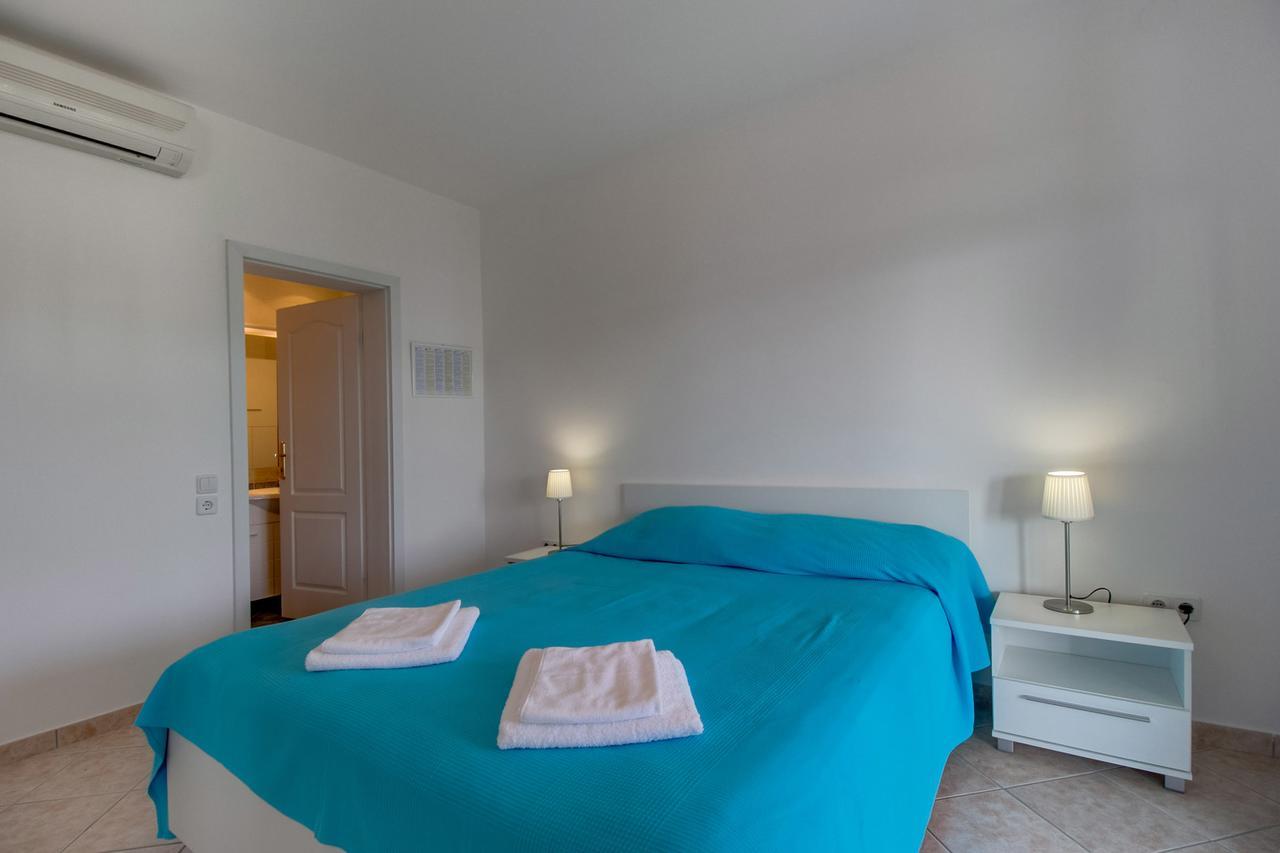 Apartments Del Sole Nerezine Room photo