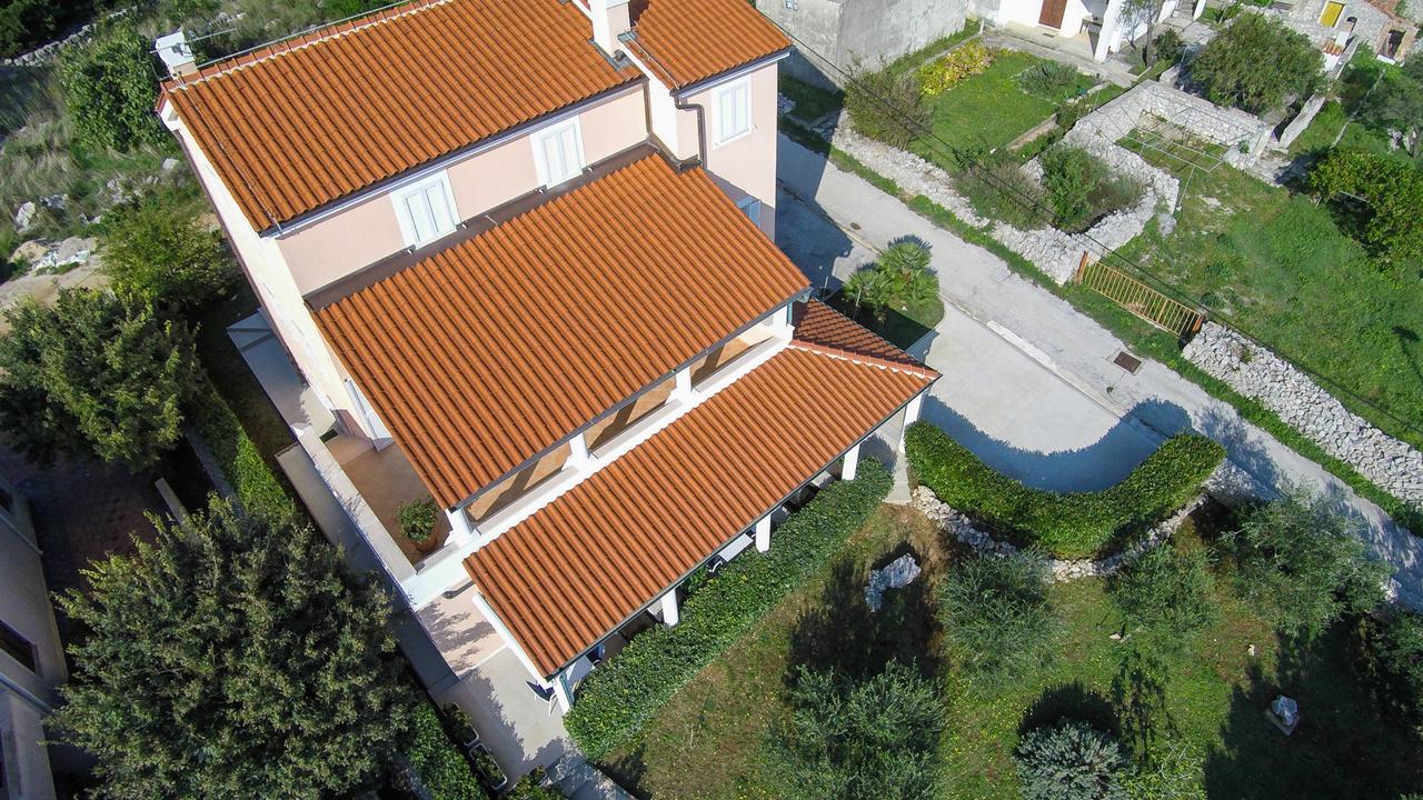 Apartments Del Sole Nerezine Exterior photo